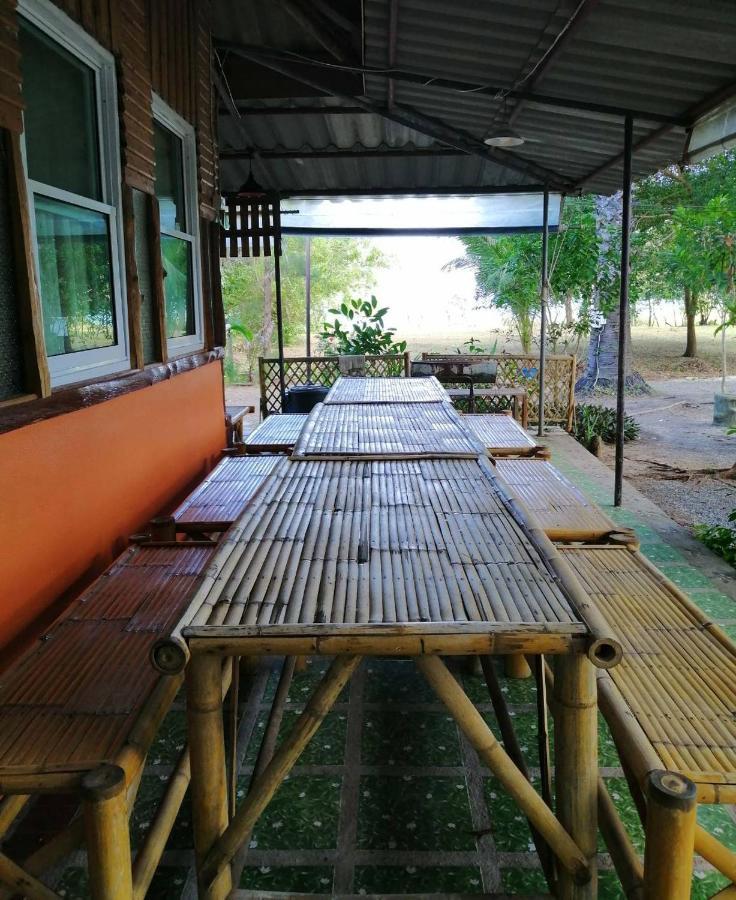 บ้านสนมณีโฮมสเตย์ Bansonmanee Homestay Khanom Extérieur photo